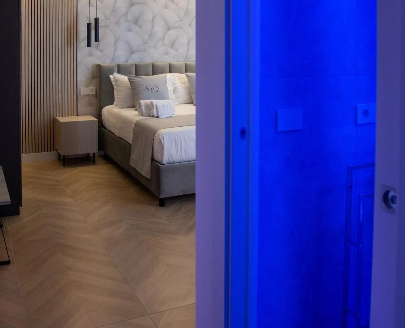 Gpv Suites Naples